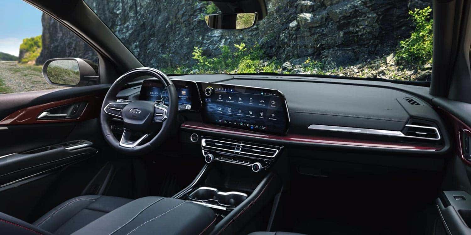 2025 Chevy Traverse interior