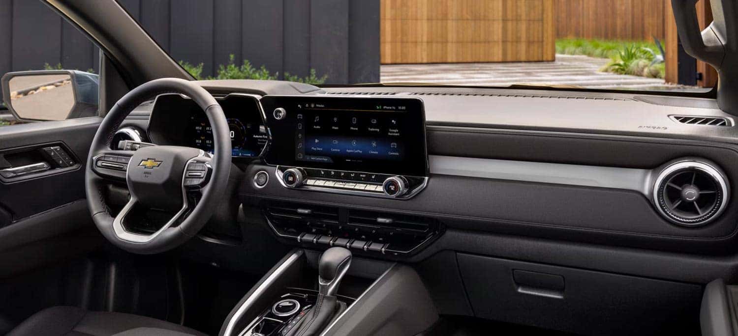 2026 Chevy Colorado interior