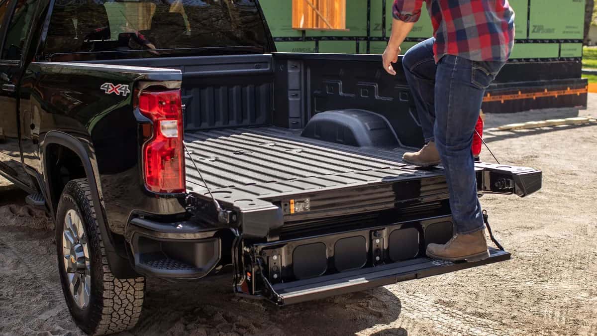 Silverado Multi-Flex Tailgate