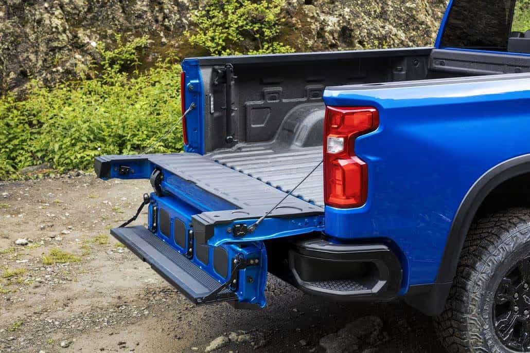 Silverado Multi-Flex Tailgate