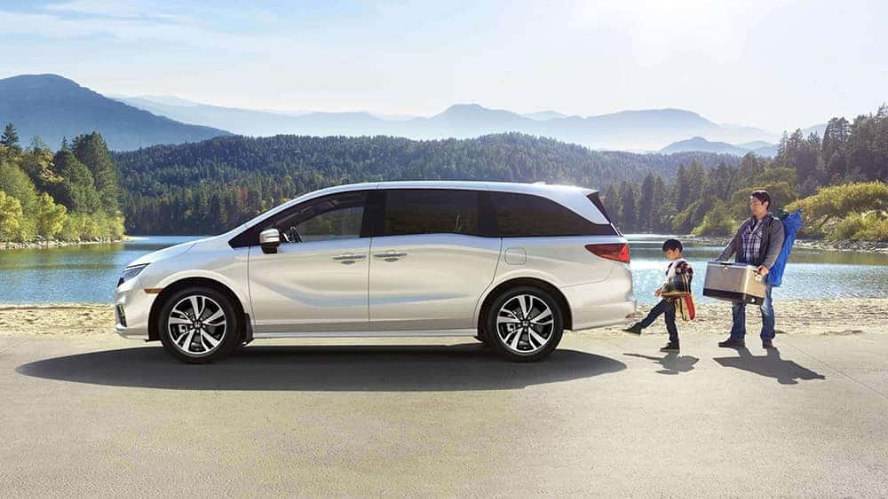 2019 Honda Odyssey Side
