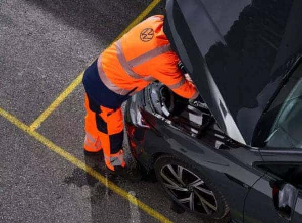 volkswagen battery inspection and replacement during winter service
