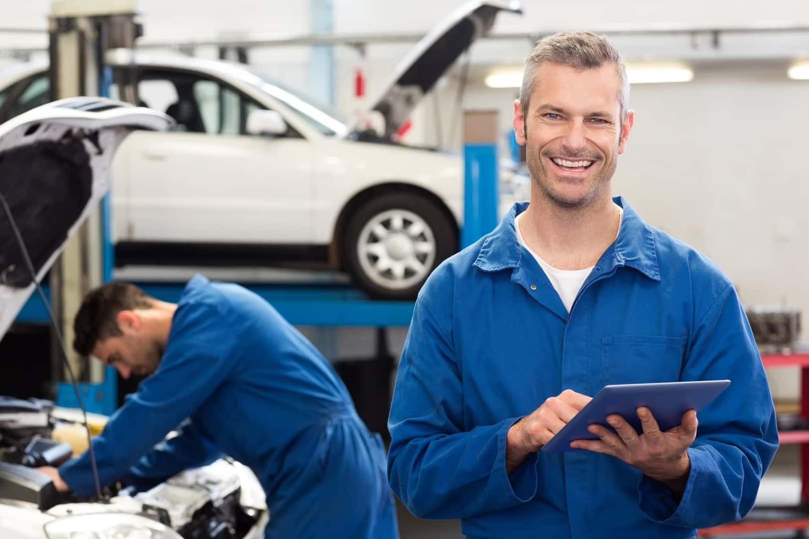  Nissan Service Center 