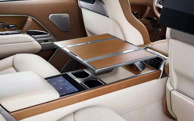 Range Rover SV Interior