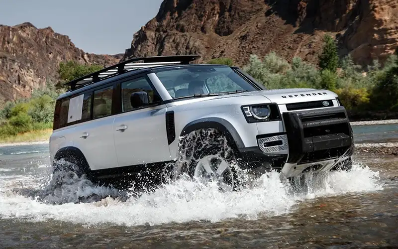 Land Rover Defender 110 Off-Road