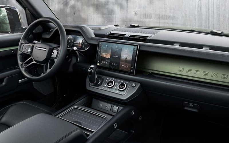 Land Rover Defender 110