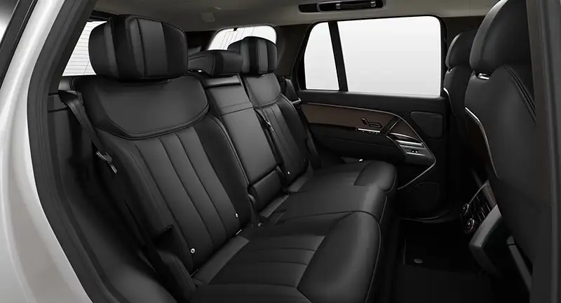 Range Rover Ebony perforated Windsor leather