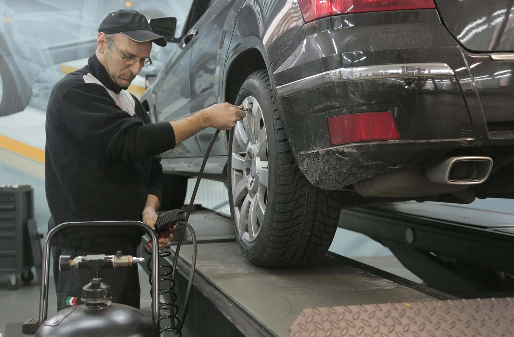 Tire Service