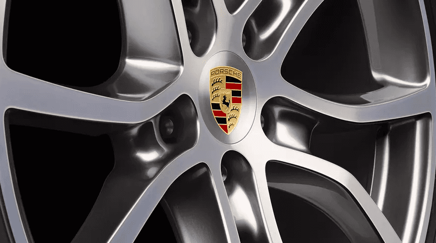 Porsche OEM Parts vs. Aftermarket Porsche Parts | Hendrick Porsche