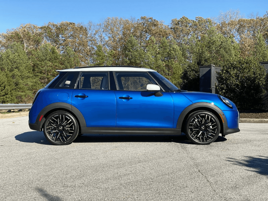 CPO 2025 MINI Hardtop 4 Door Cooper S