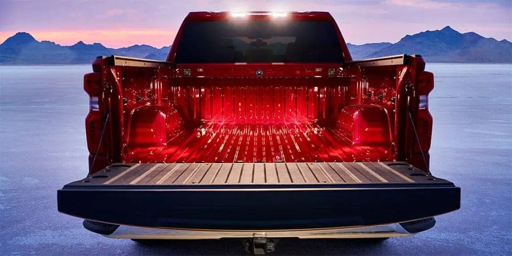 2019-Chevrolet-Silverado-Trunk