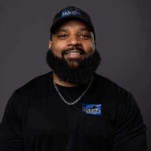 Richie James