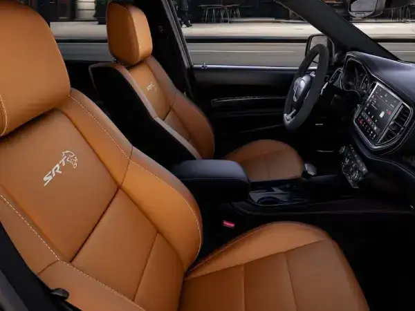 2025-Dodge-Durango-Front-seats