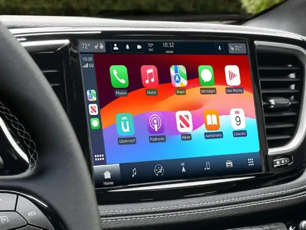  Chrysler Pacifica Infotainment