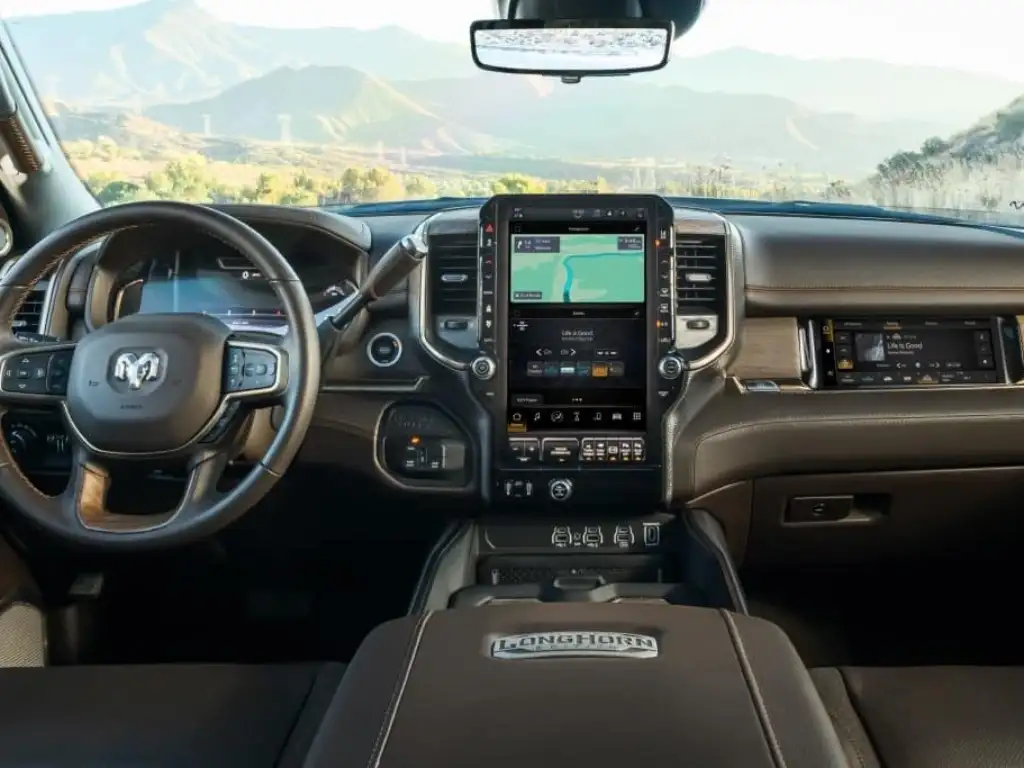 RAM 3500 Dashboard Technology
