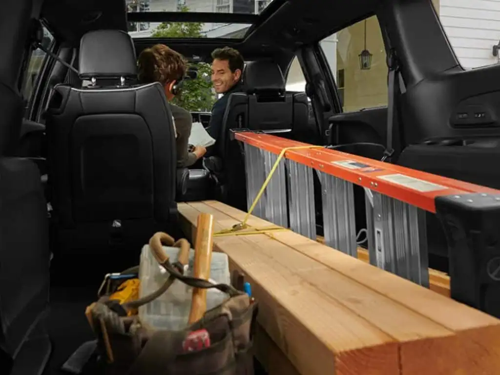 2026 Chrysler Pacifica Hybrid Interior