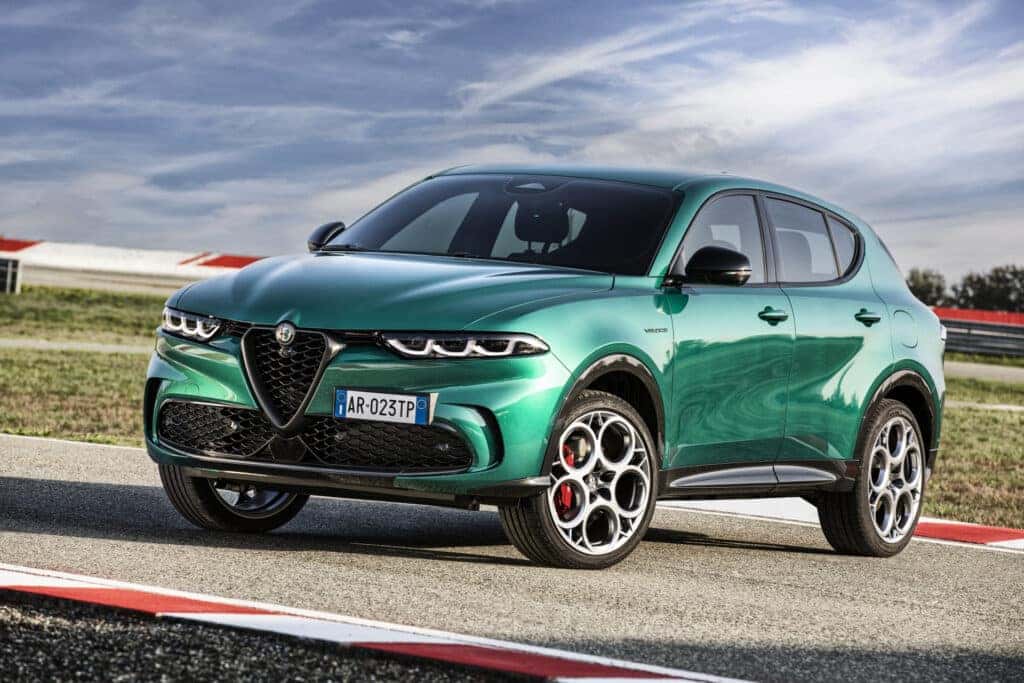2024 Alfa Romeo Tonale on track front three quarter (European spec shown)