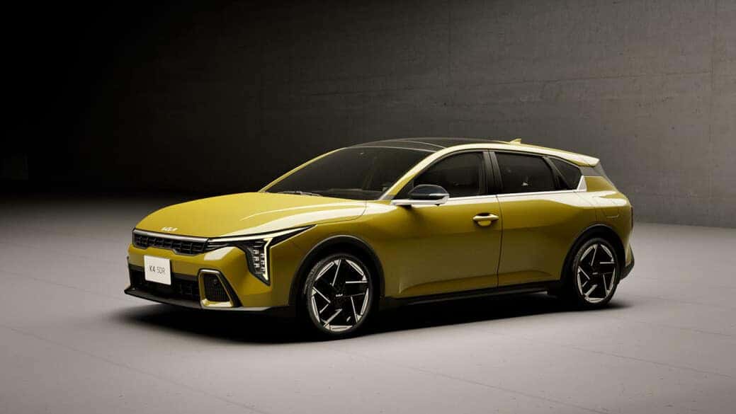 2025 KIA K4 Gt-line hatchback