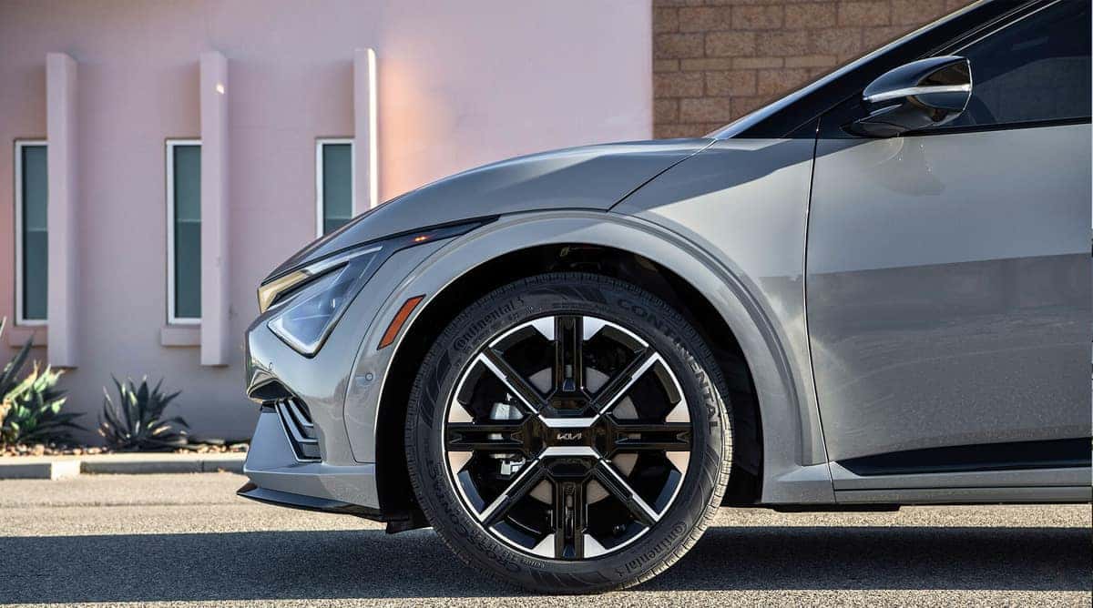 2025 KIA EV6 GT-line AWD wheel design