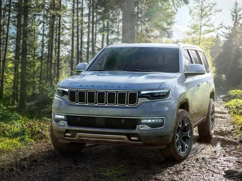 Experience the premium 2022 Jeep Wagoneer near Merrick NY Security Jeep