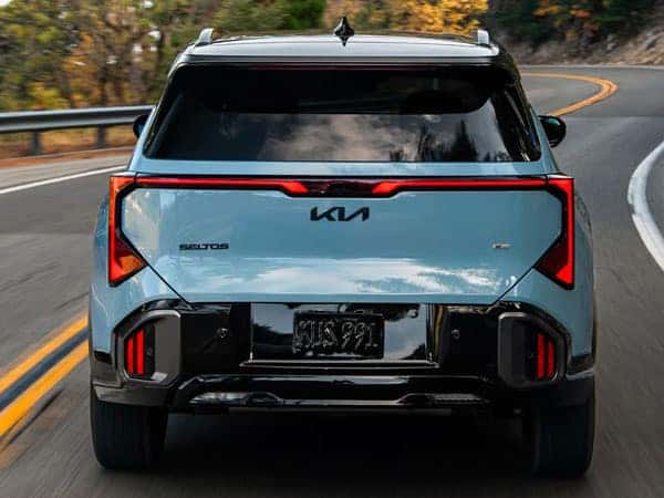 2027 Kia Seltos Rear Angle