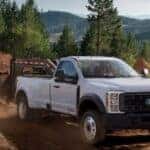 2027FordSuperDutyF-450-exterior-02