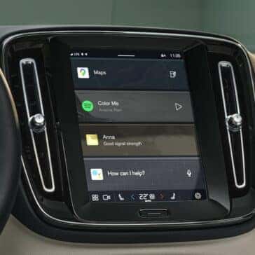 2025 XC40 Mild Hybrid Touchscreen