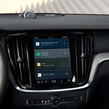 2025 Volvo XC60 Cross Country Touchscreen