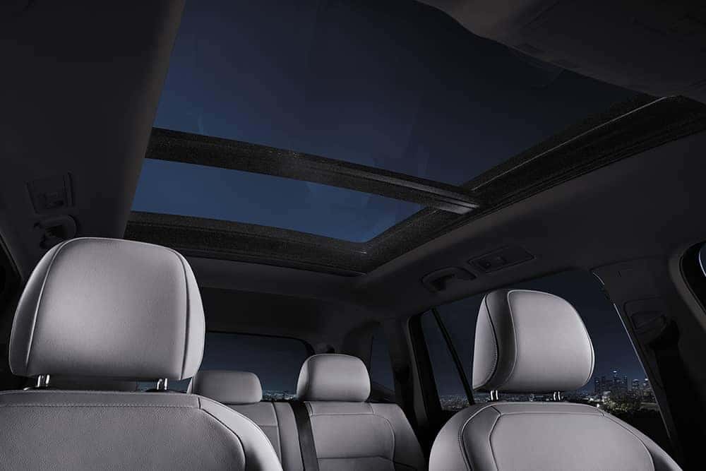 2020 VW Tiguan Sunroof