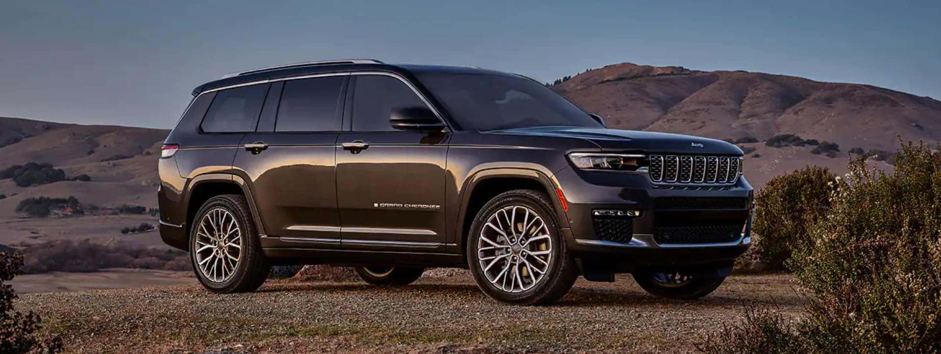 23-Grand-Cherokee-hero
