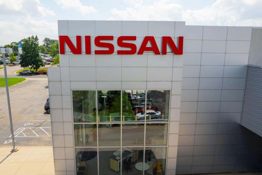 Walser Nissan Burnsville Dealership
