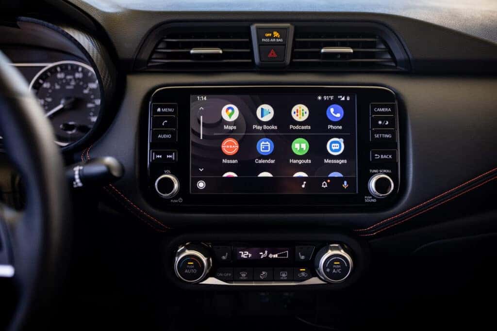2024 Nissan Versa Infotainment