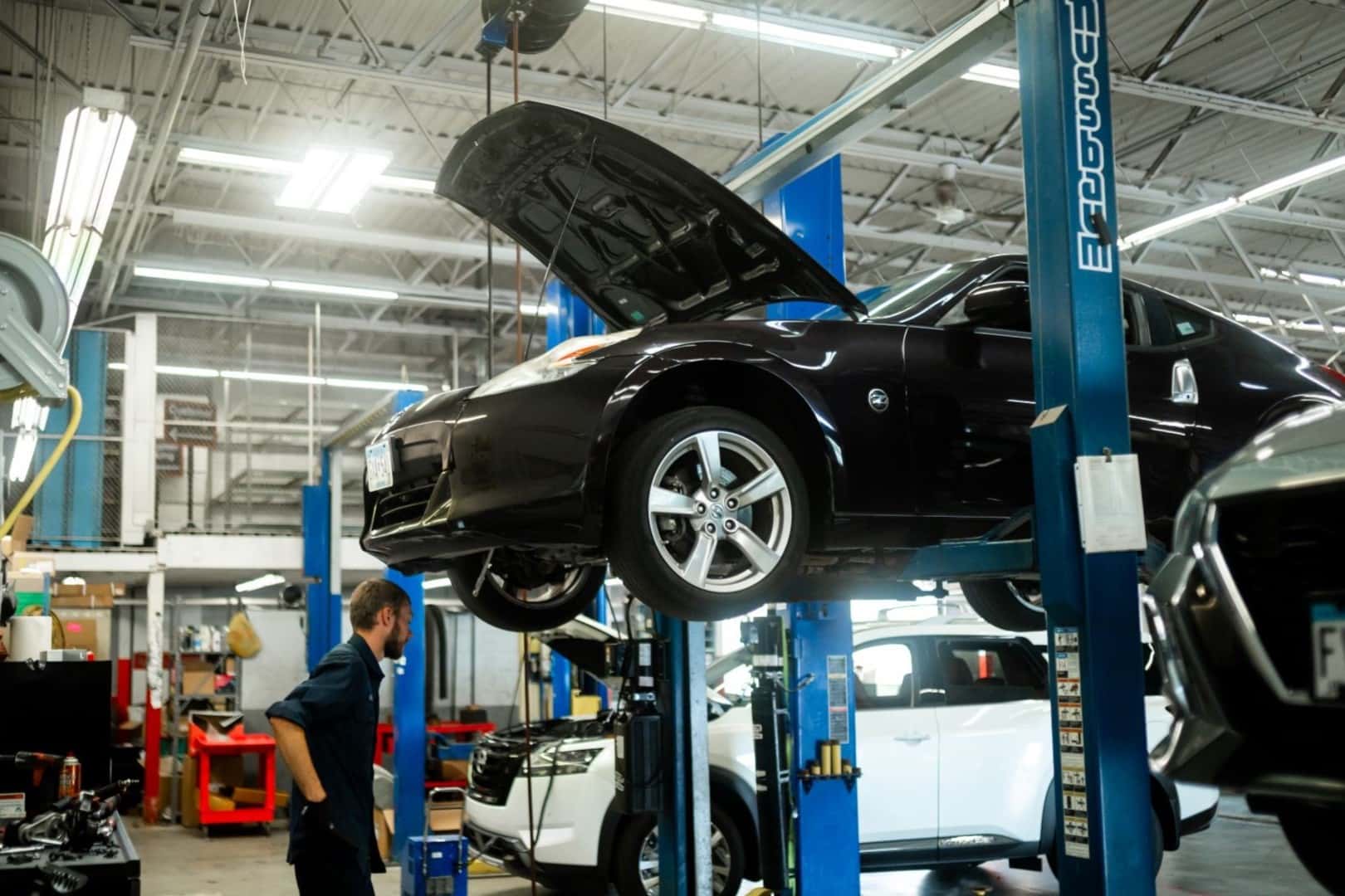 Walser Nissan Service Drive